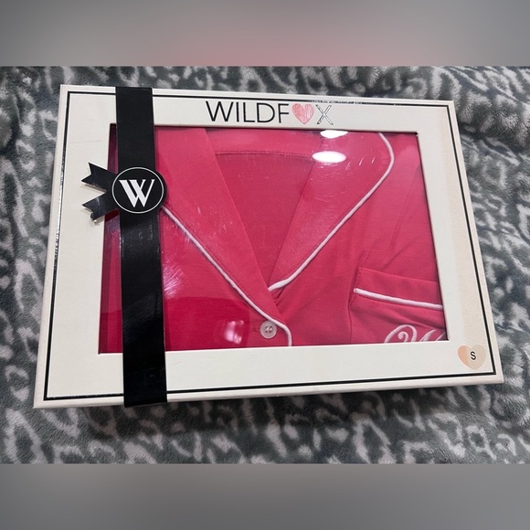 Wildfox Couture "Kiss Forever " pajamas set in box Small or Medium NIB - Picture 5 of 5